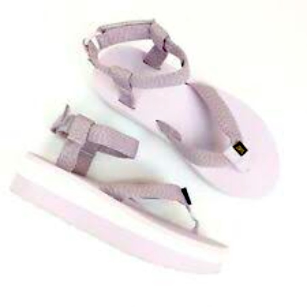 Purple Platform thong Teva sandals (womens 9)